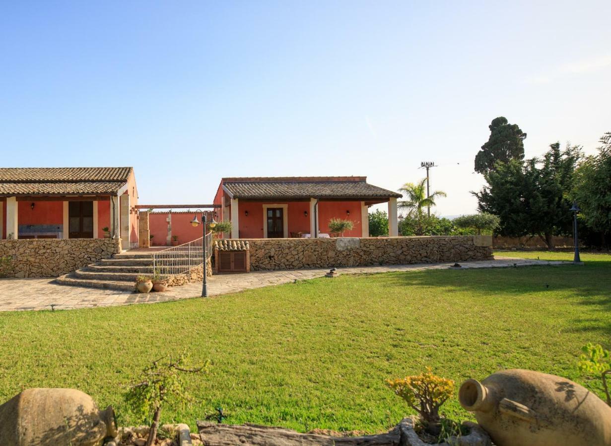 Agriturismo Masseria Sant' Elia Arenella  Pokoj fotografie